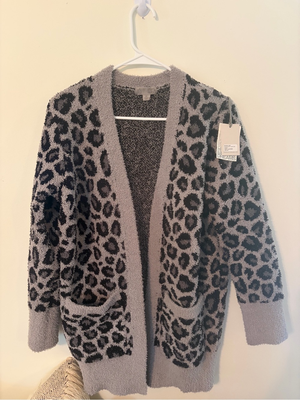 NWT XS Barefoot Dreams CozyChic Leopard Cardigan Sweater Linen Warm Gray